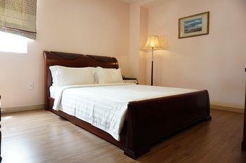 Kin Hotel Thai Van Lung 4*