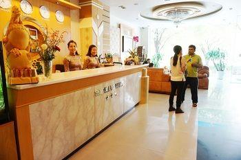 Kin Hotel Thai Van Lung 4*