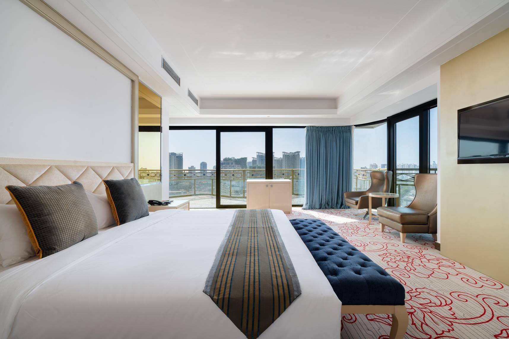 Sanya Gionee International Hotel 4*