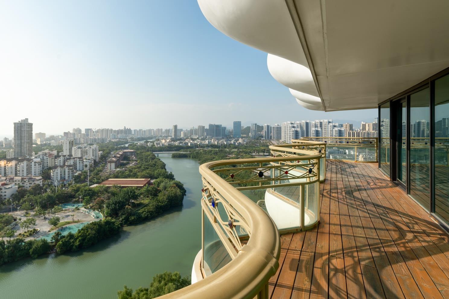 Sanya Gionee International Hotel 4*