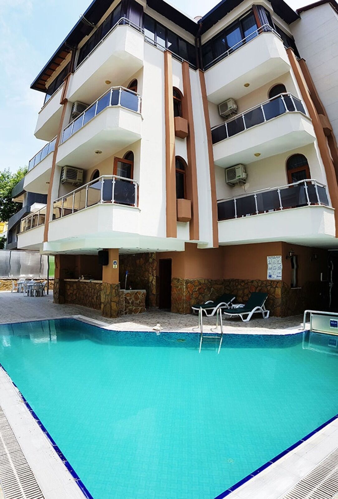 Kolibry Hotel 3*