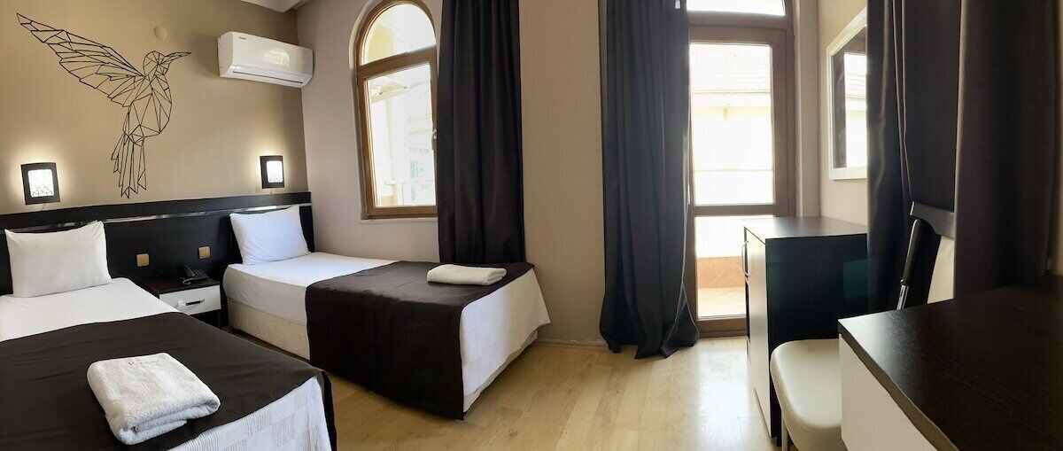 Kolibry Hotel 3*