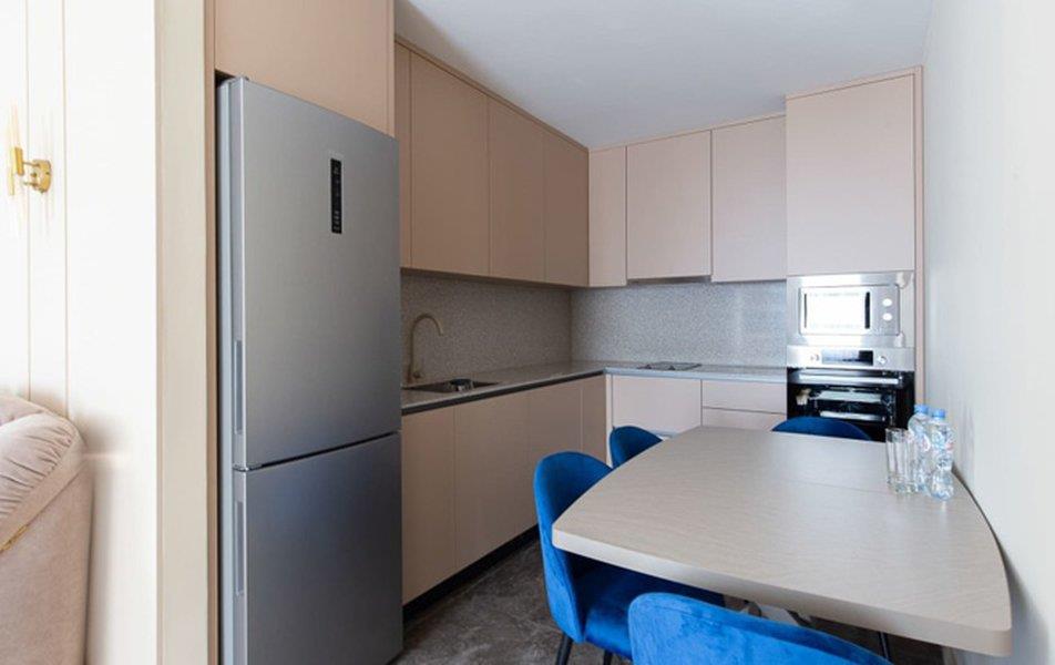 Крестовский апарт 4*