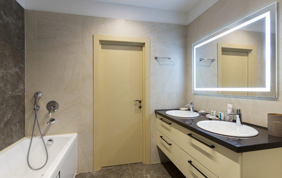 Крестовский апарт 4*