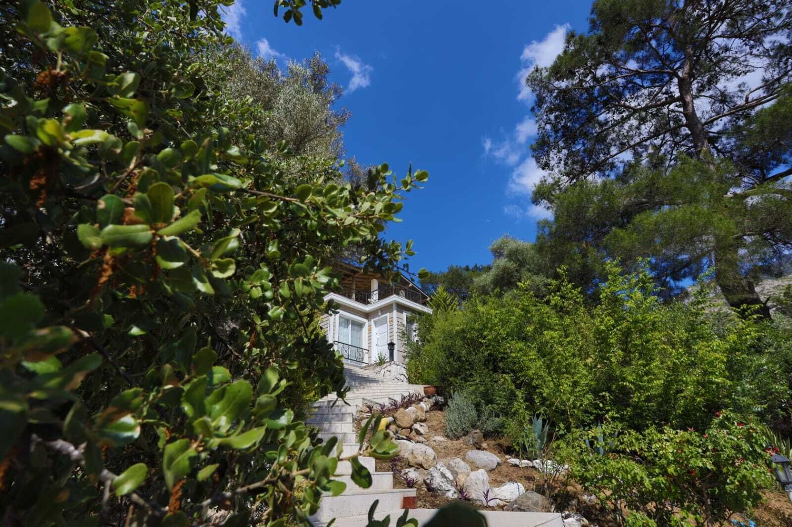 Hotel 212 Olympos 3*