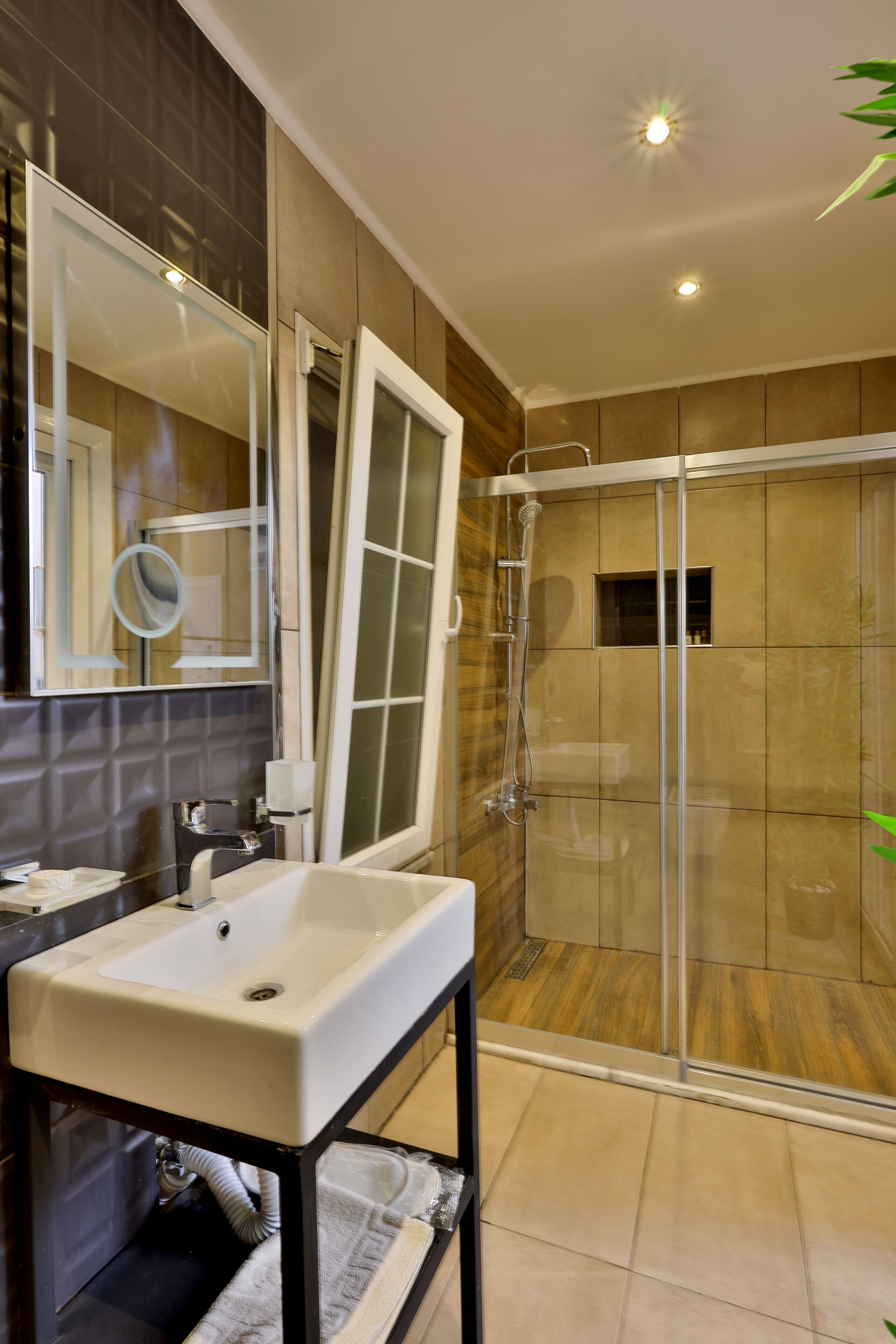 Hotel 212 Olympos 3*
