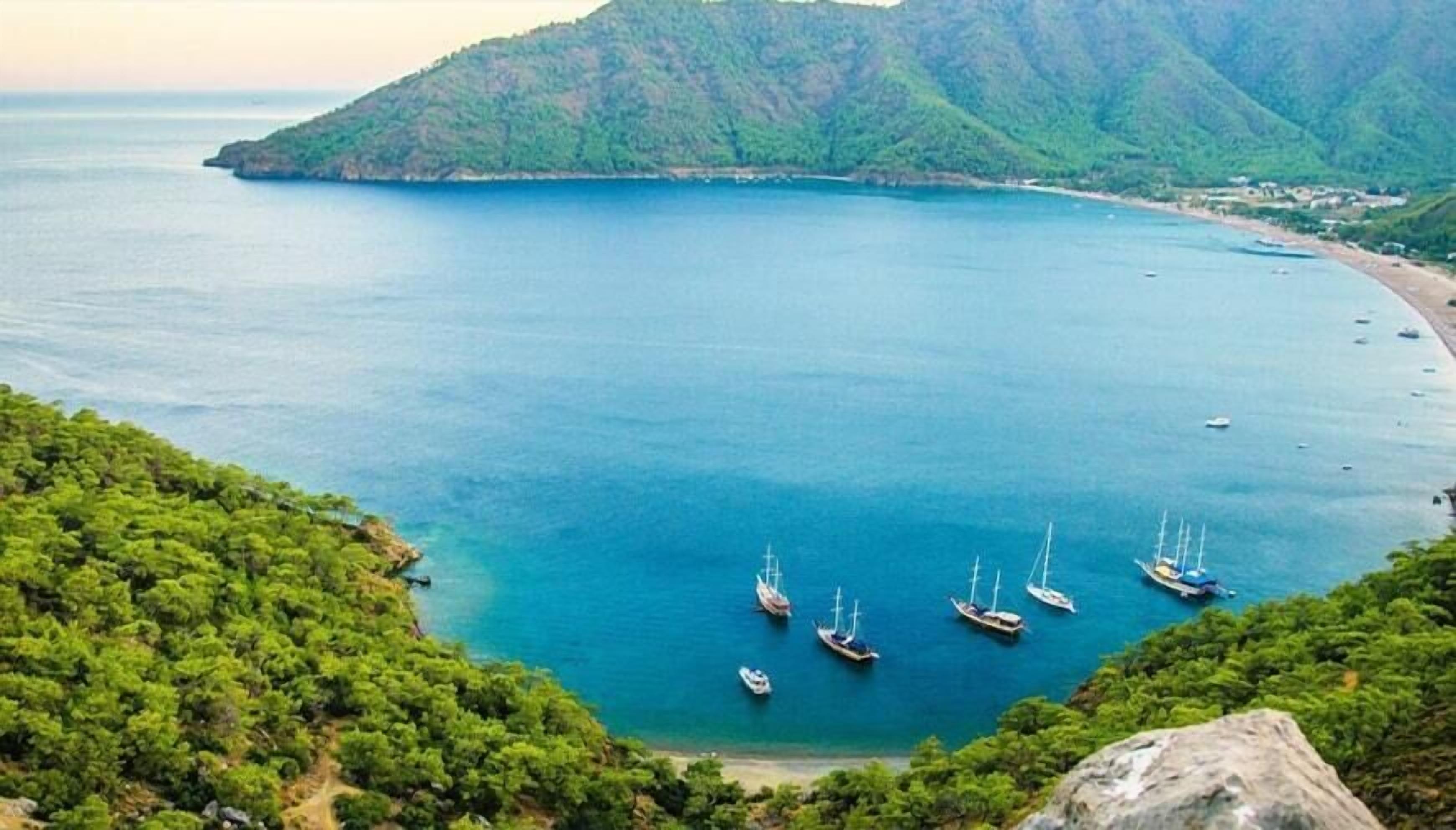 Hotel 212 Olympos 3*