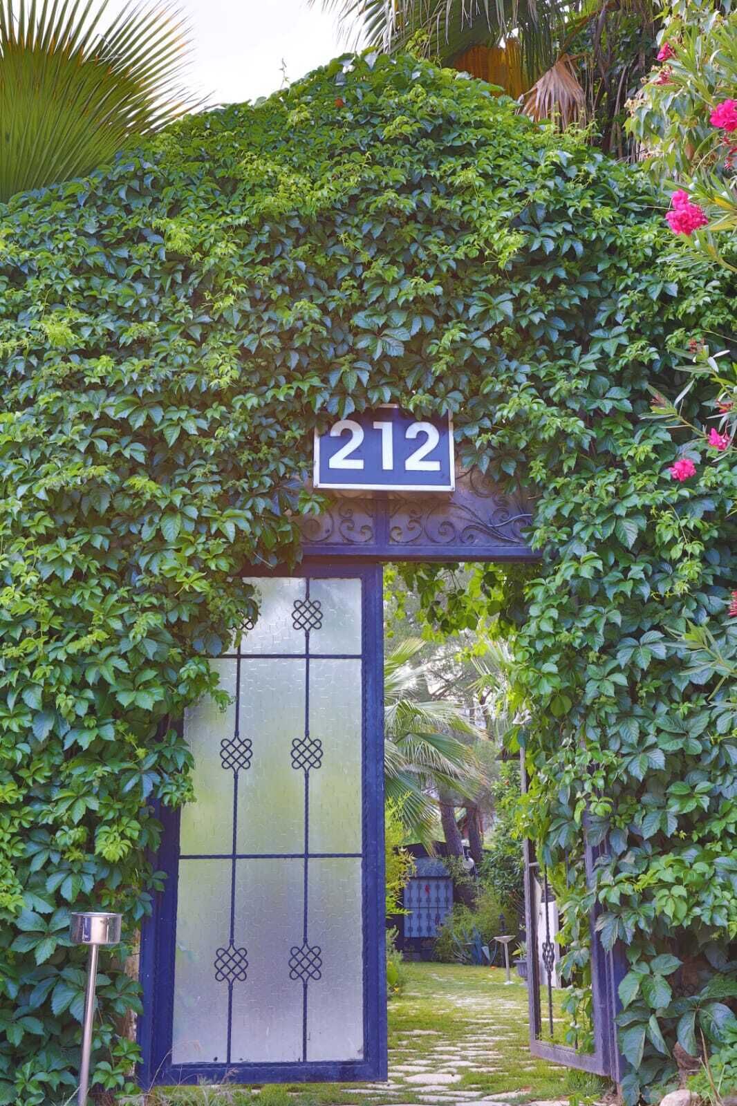 Hotel 212 Olympos 3*