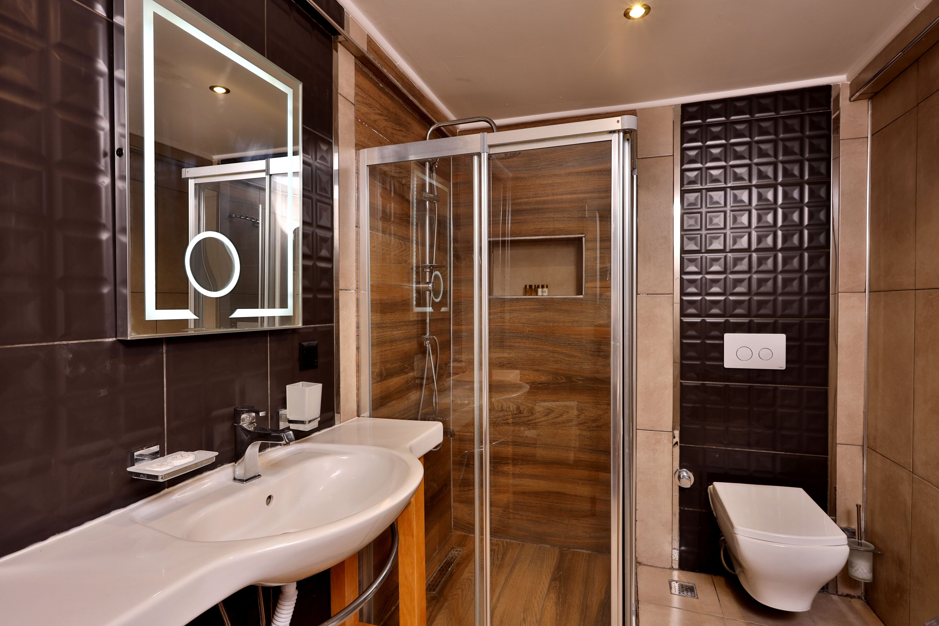 Hotel 212 Olympos 3*