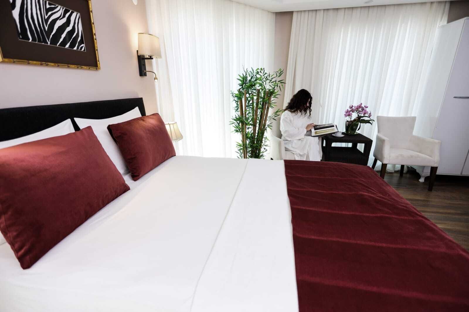 Hotel 212 Olympos 3*
