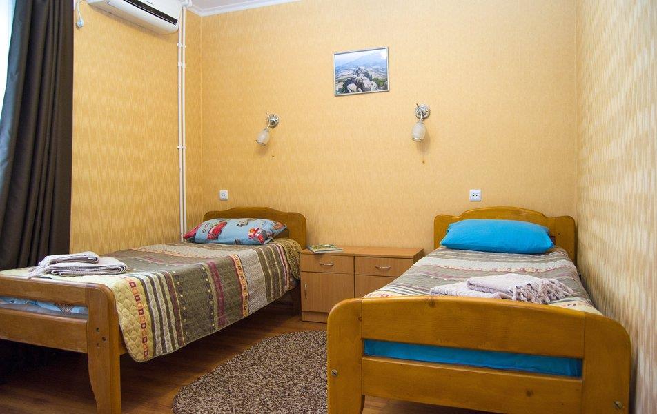 Миндальный 39 0*