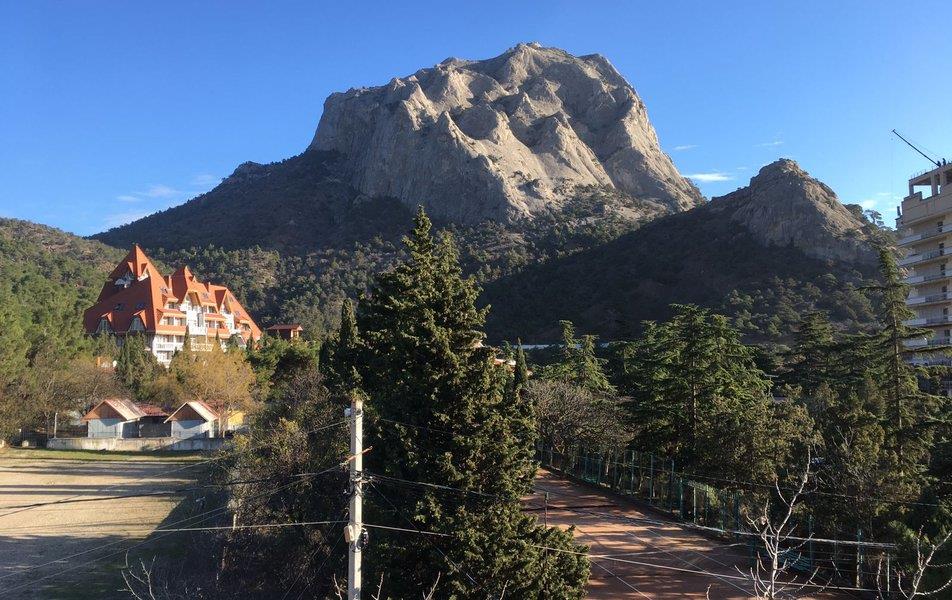 Миндальный 39 0*