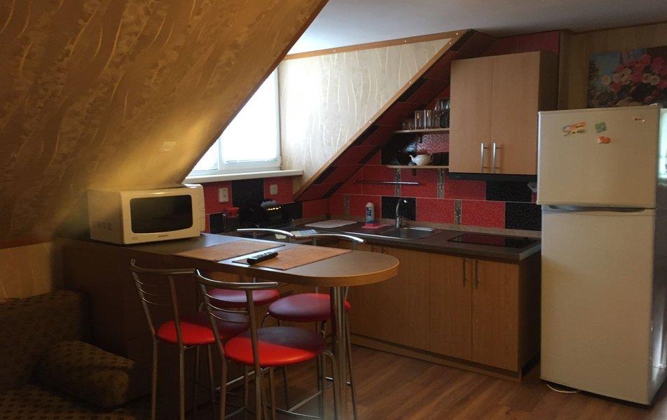 Миндальный 39 0*