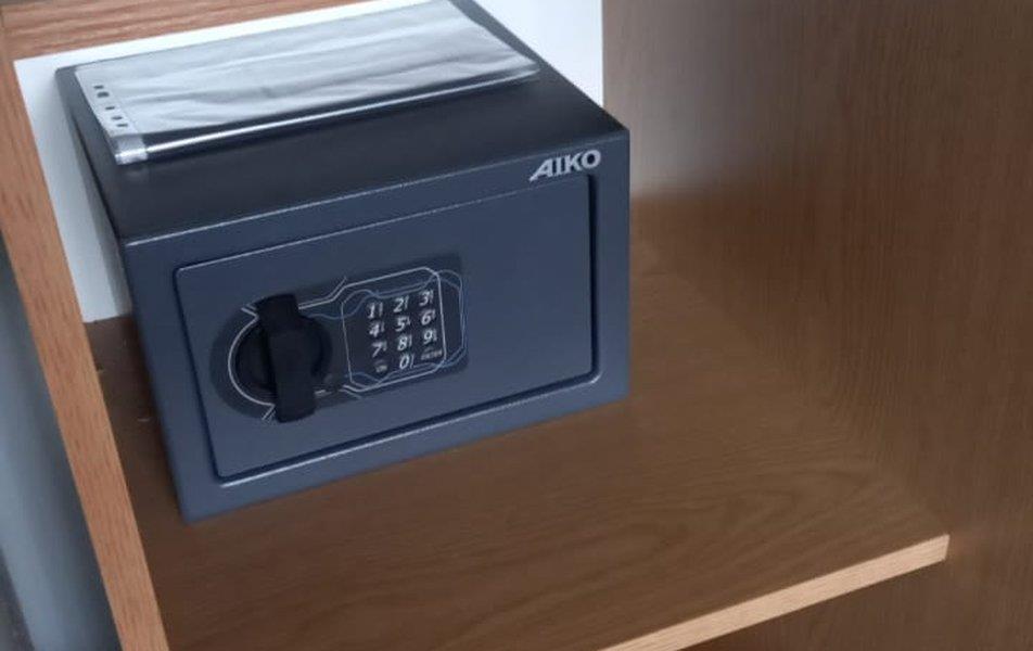 Миндальный 39 0*