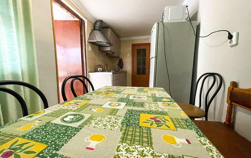 Миндальный 39 0*