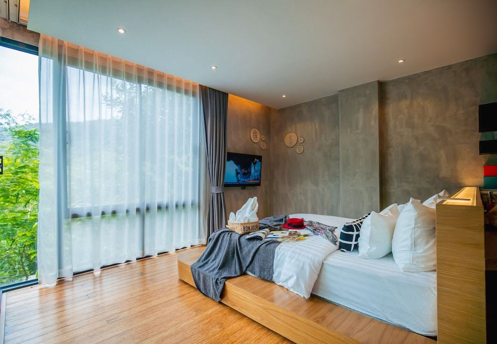 The Woods Natural Park Resort Phuket 4*