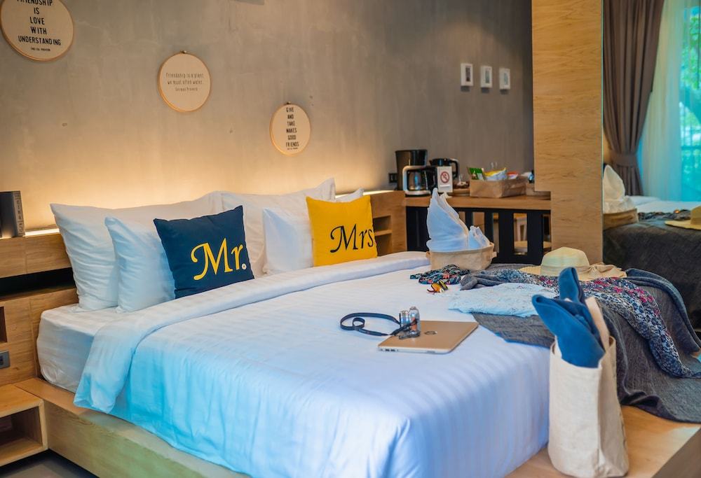 The Woods Natural Park Resort Phuket 4*
