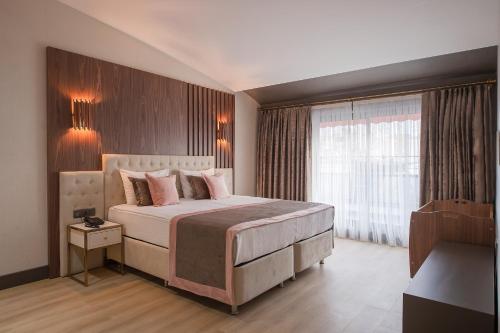 Sealife Royal Suites 0*