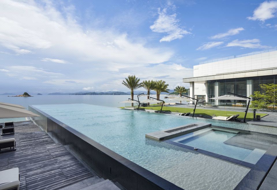 InterContinental Shenzhen Dameisha Resort 5*