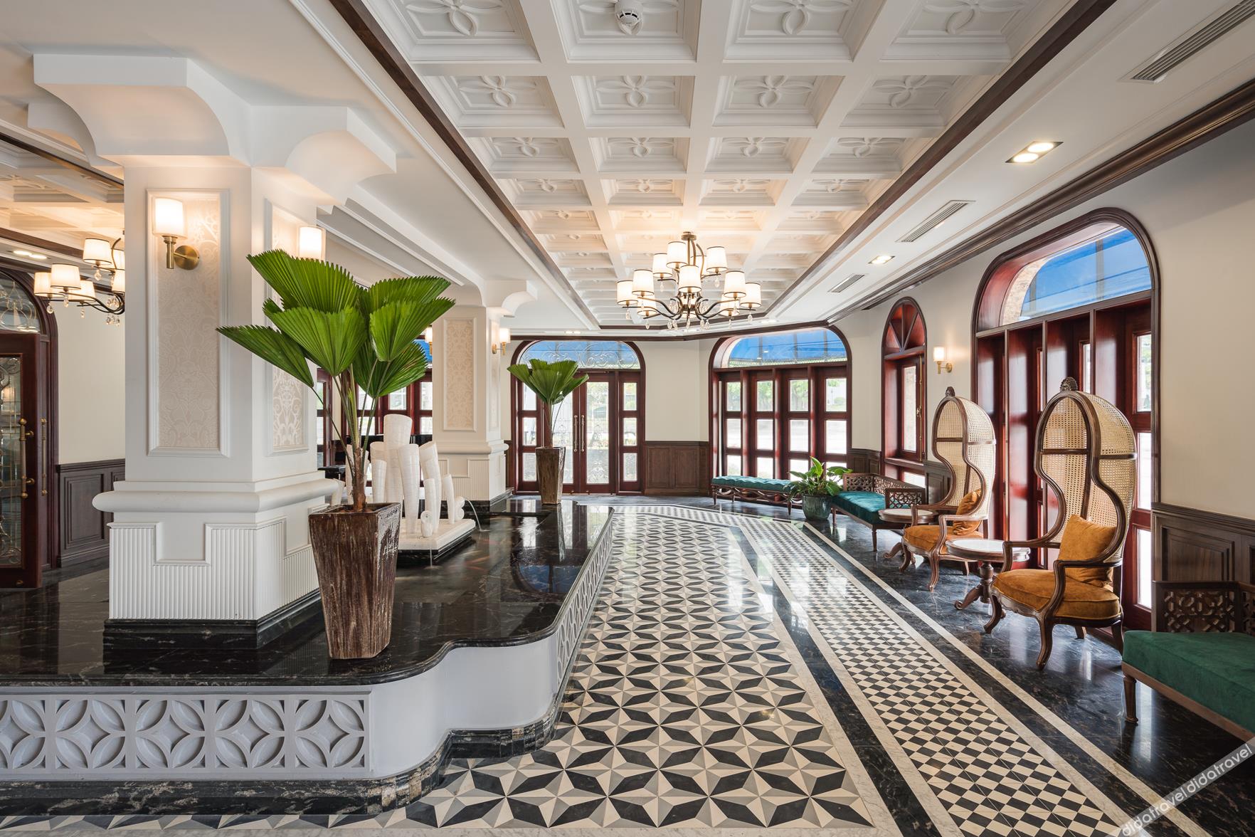 Grand Fleuve Boutique 4*