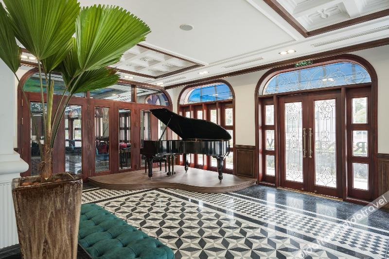 Grand Fleuve Boutique 4*