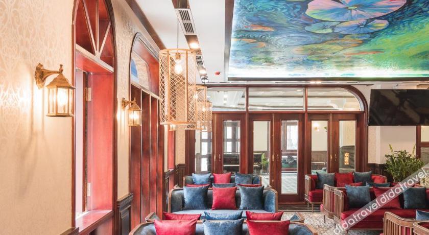 Grand Fleuve Boutique 4*