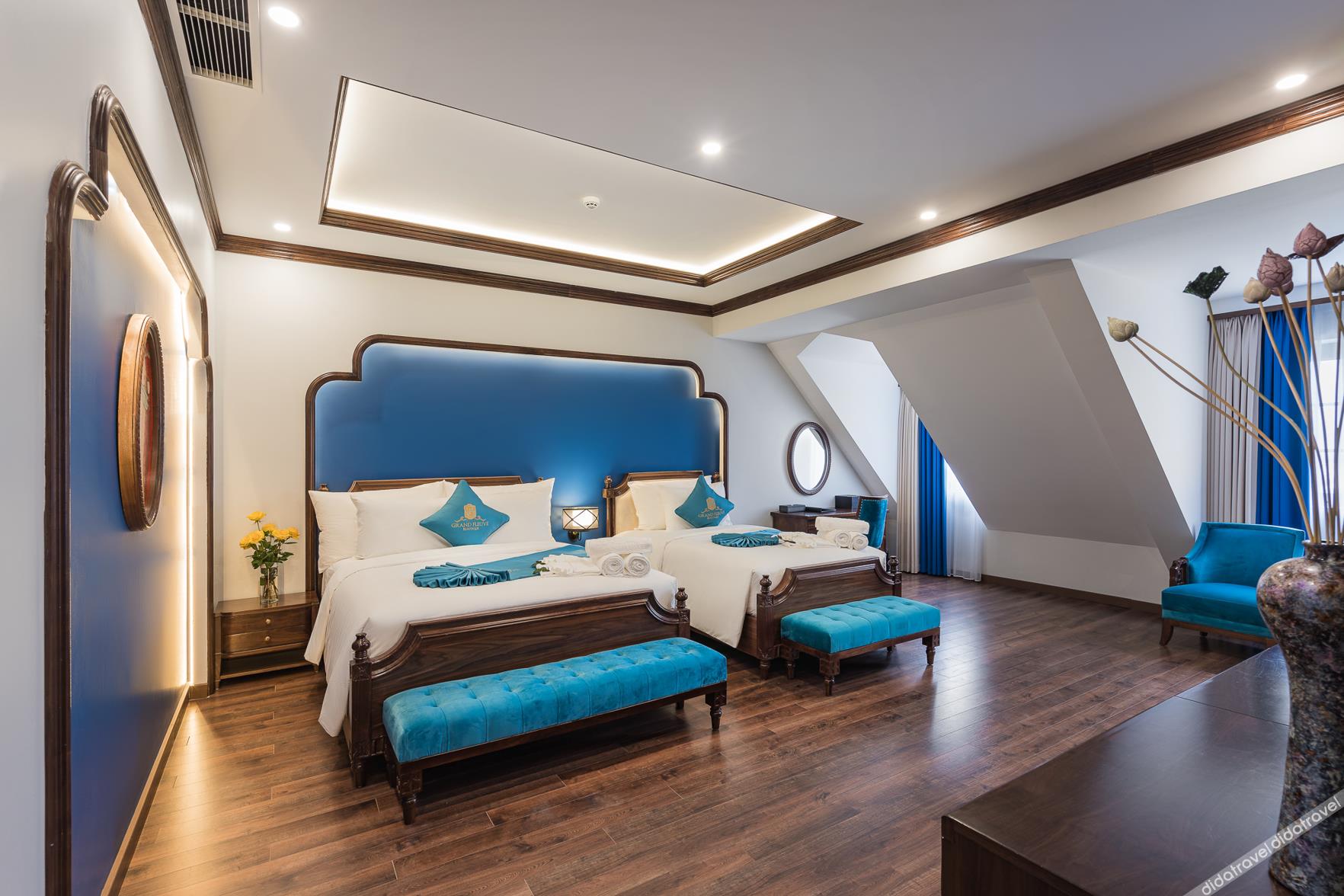 Grand Fleuve Boutique 4*