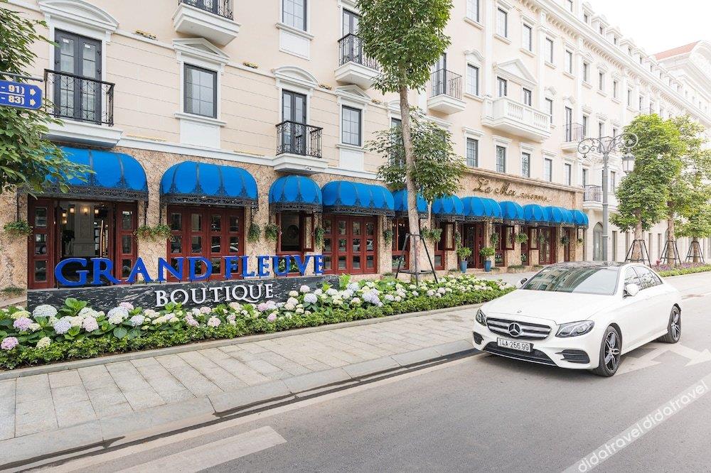 Grand Fleuve Boutique 4*