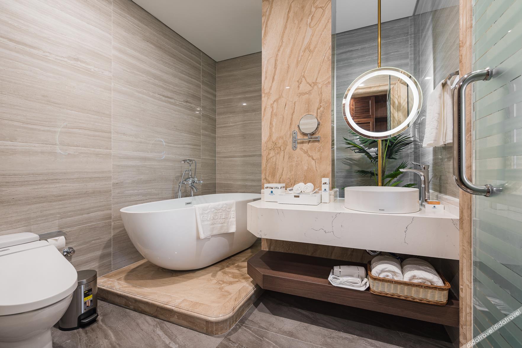 Grand Fleuve Boutique 4*
