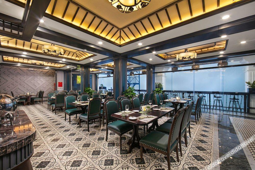 DeLaSol Sapa 4*