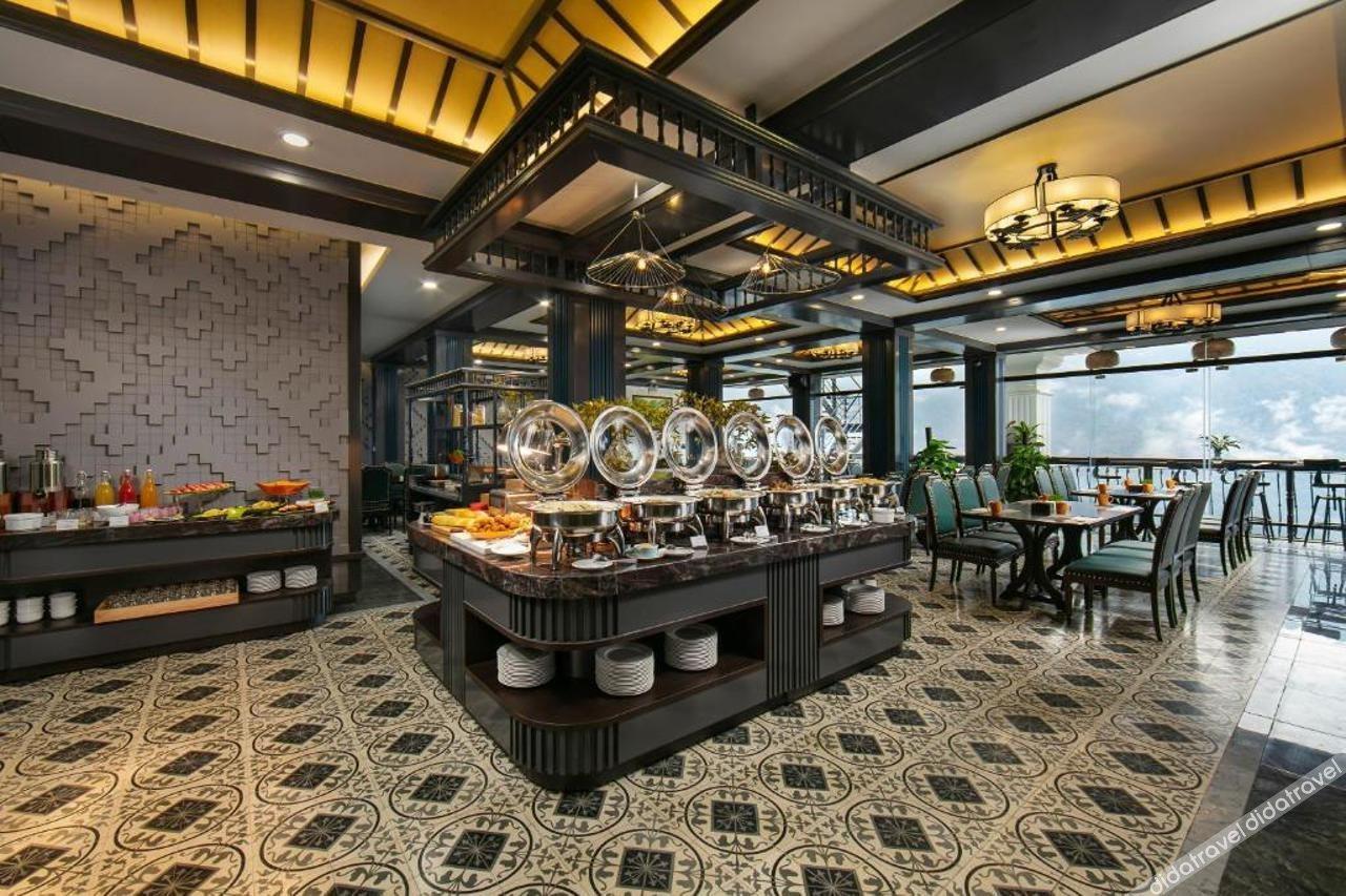 DeLaSol Sapa 4*
