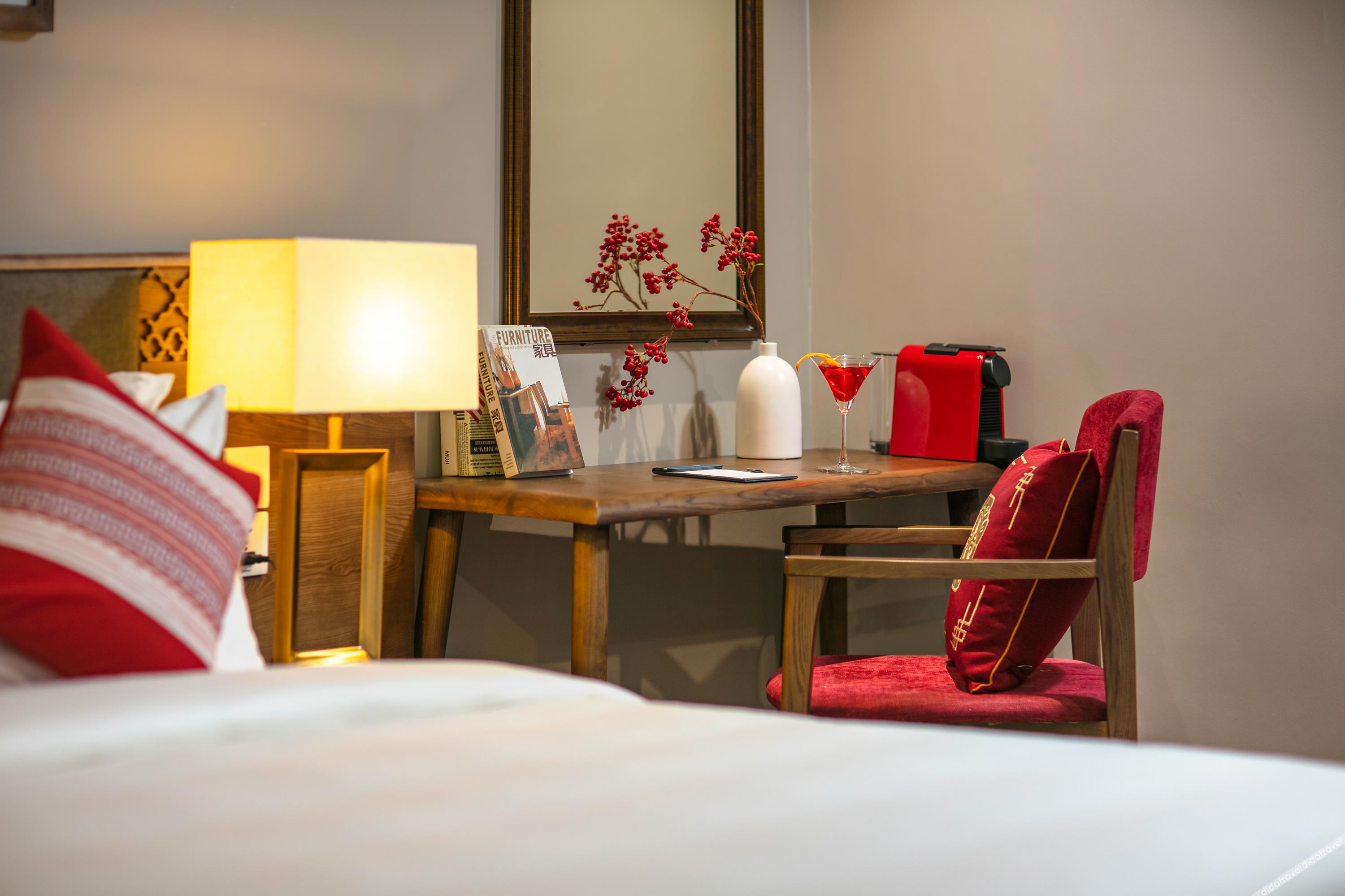 DeLaSol Sapa 4*