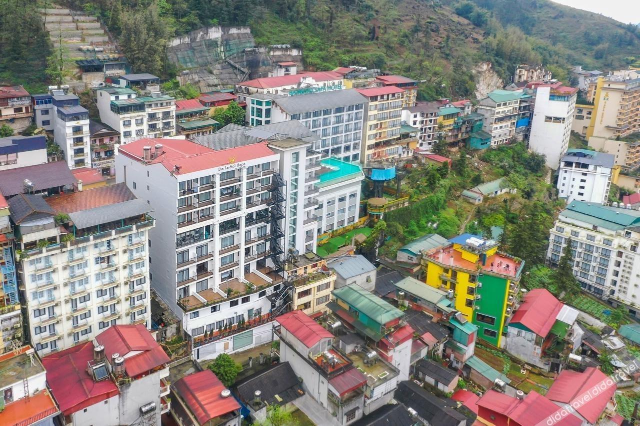 DeLaSol Sapa 4*
