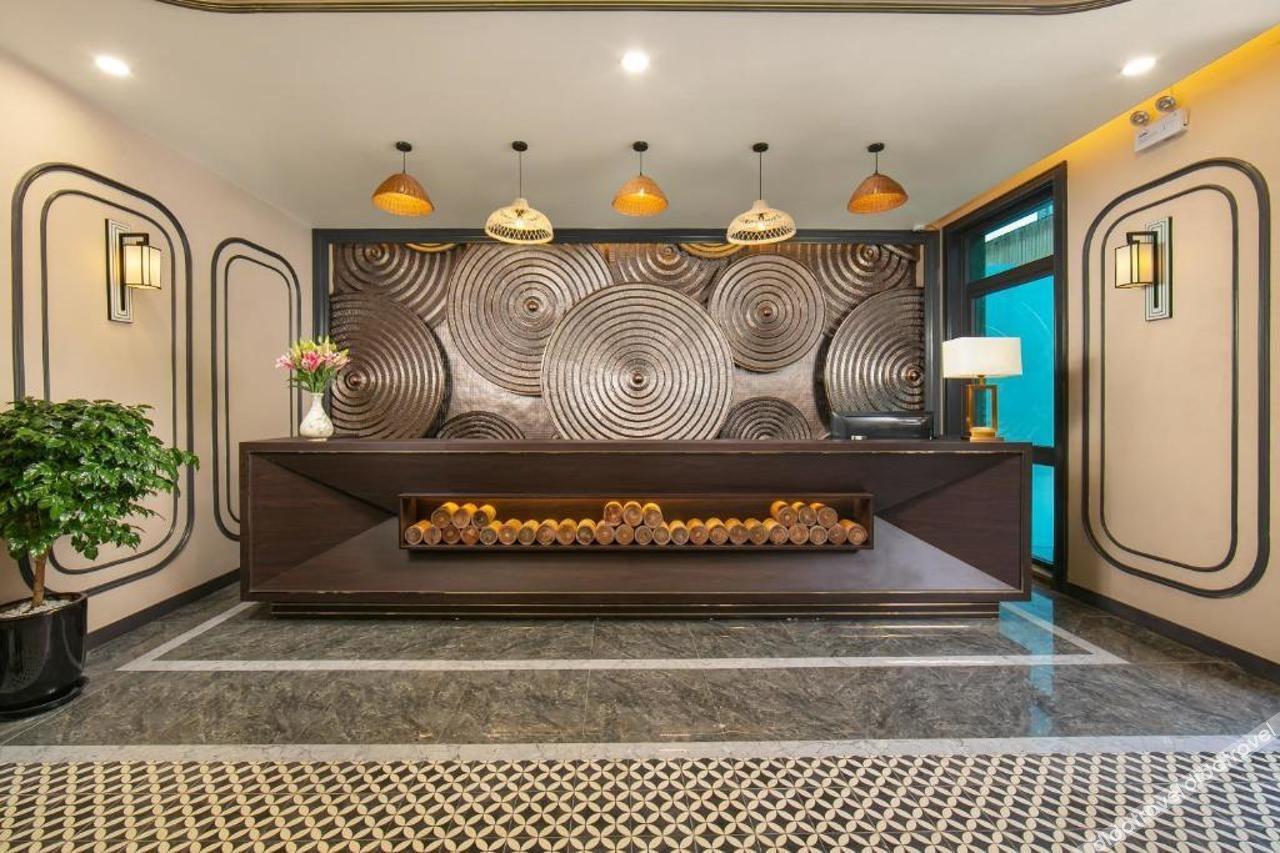 DeLaSol Sapa 4*