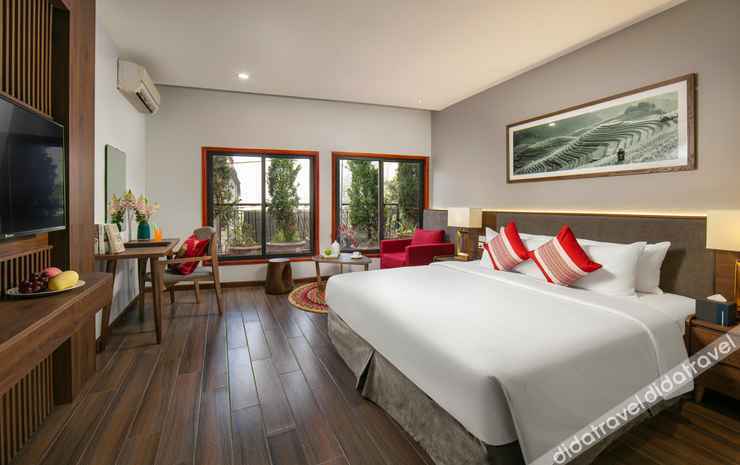 DeLaSol Sapa 4*