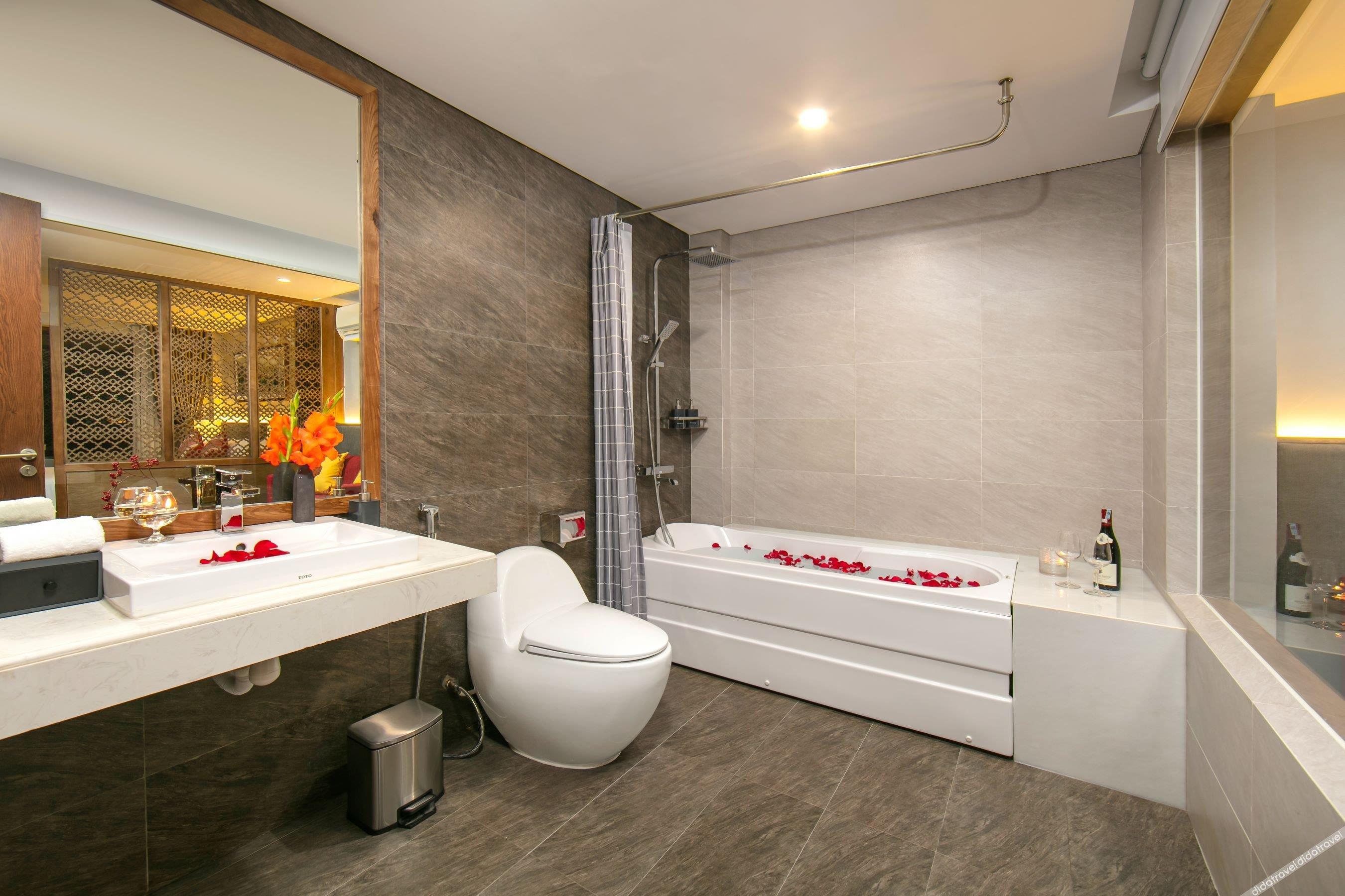 DeLaSol Sapa 4*