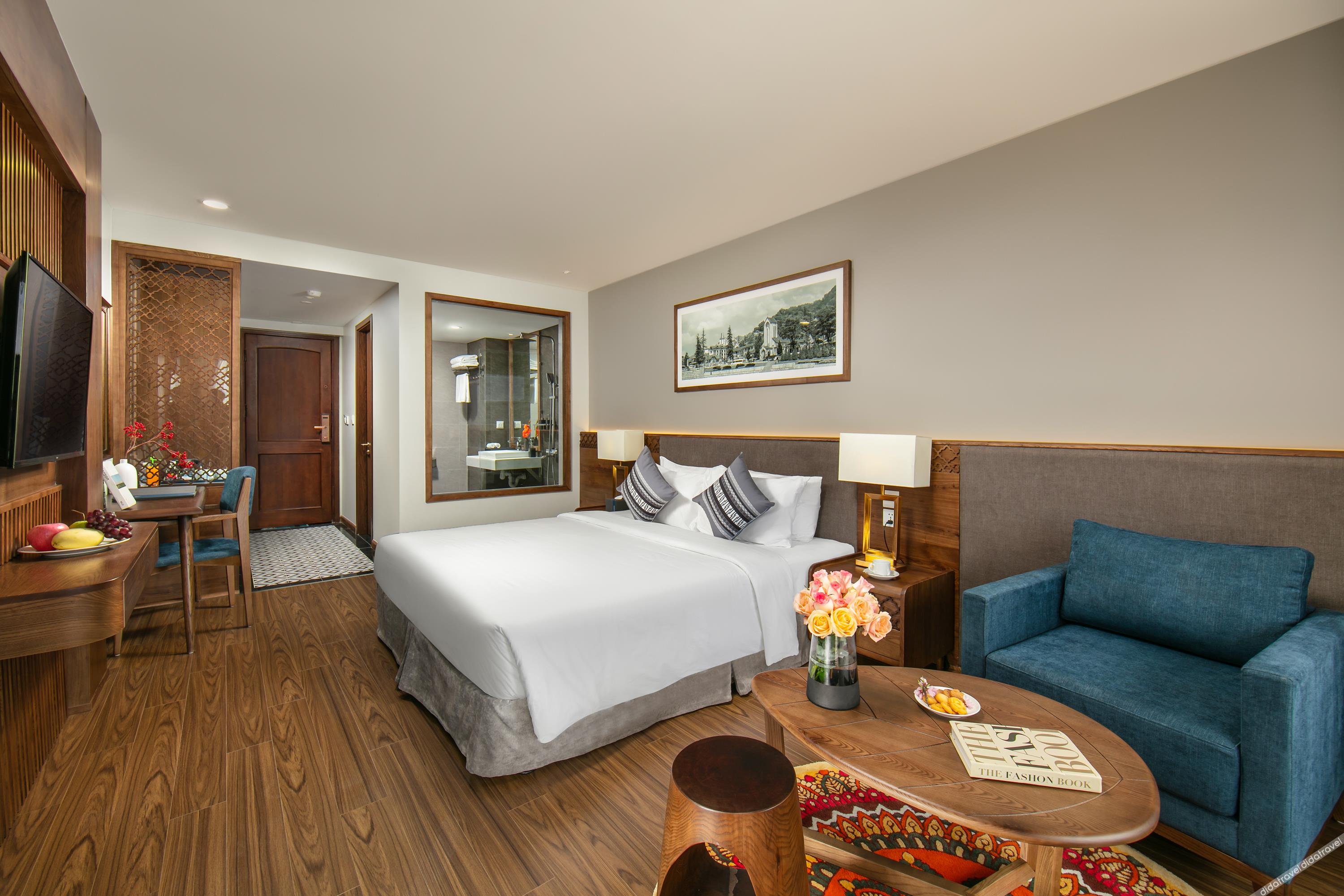 DeLaSol Sapa 4*
