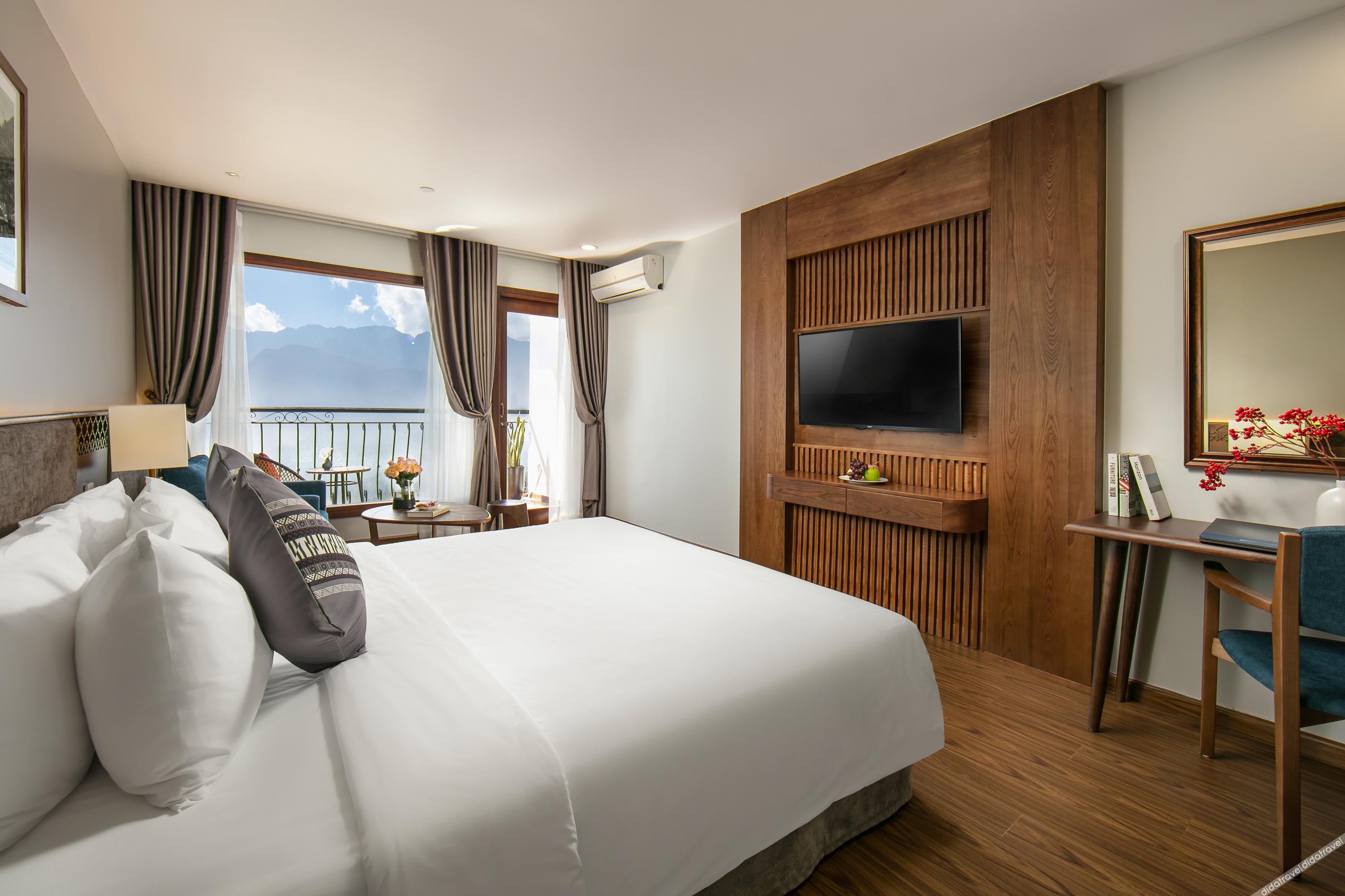 DeLaSol Sapa 4*