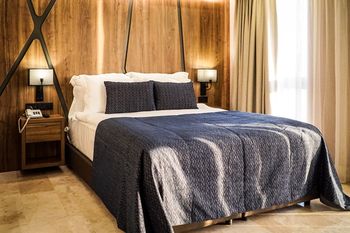 Extenso Hotel 4*