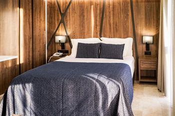 Extenso Hotel 4*