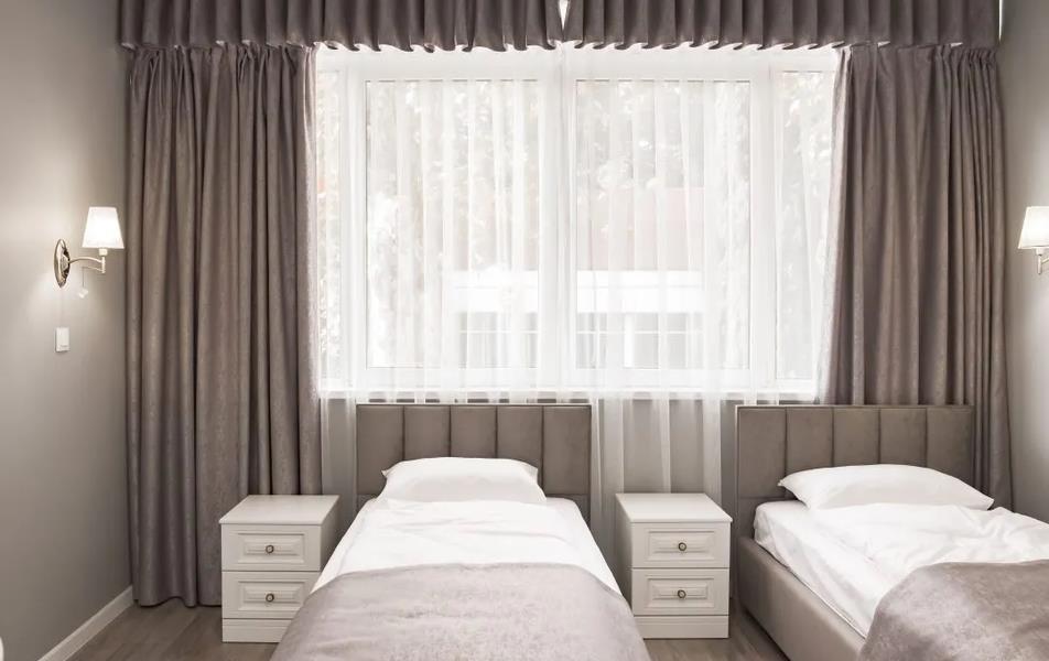 Ривьера Арт 0*