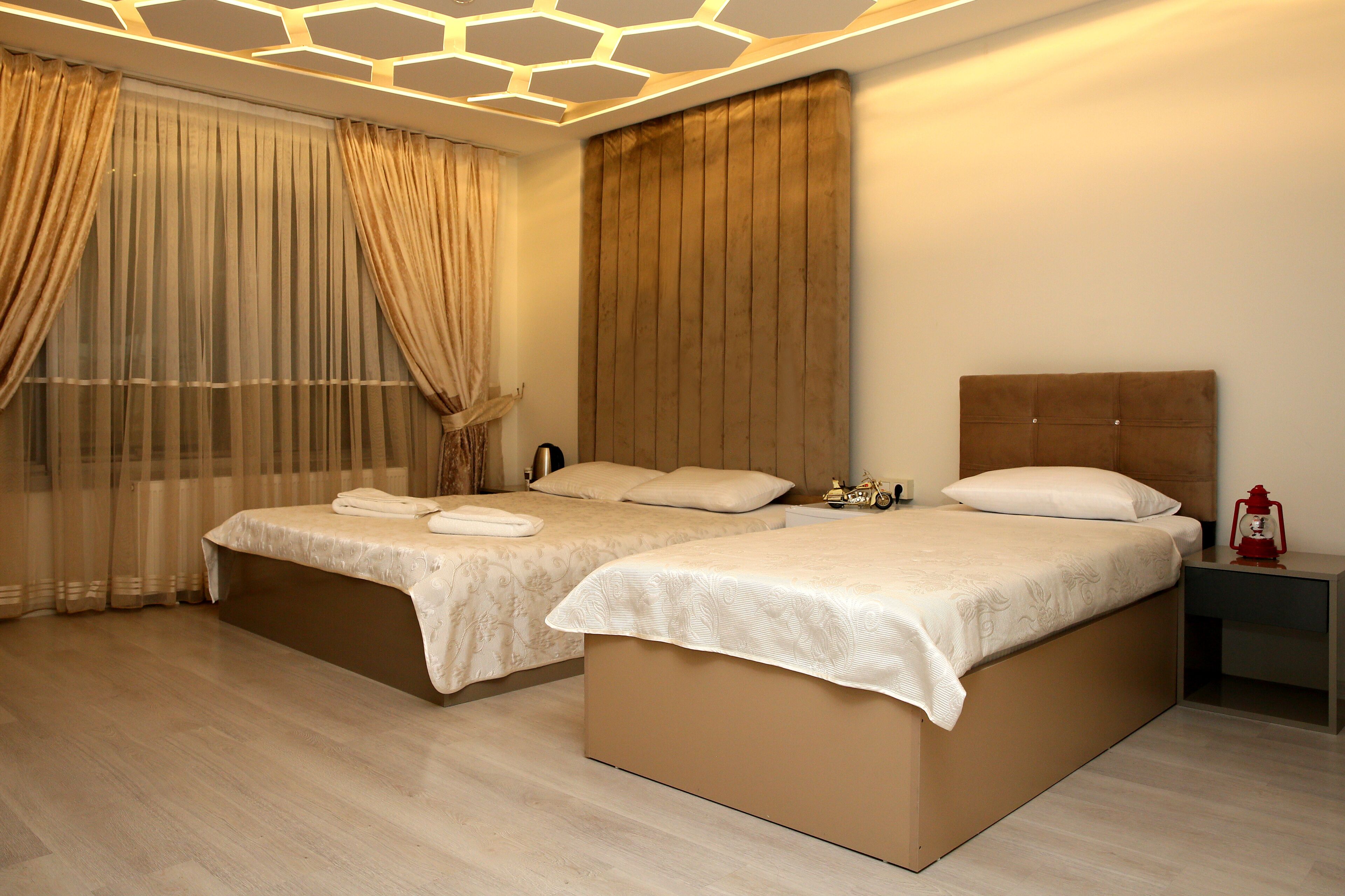 Blueway Hotel 0*