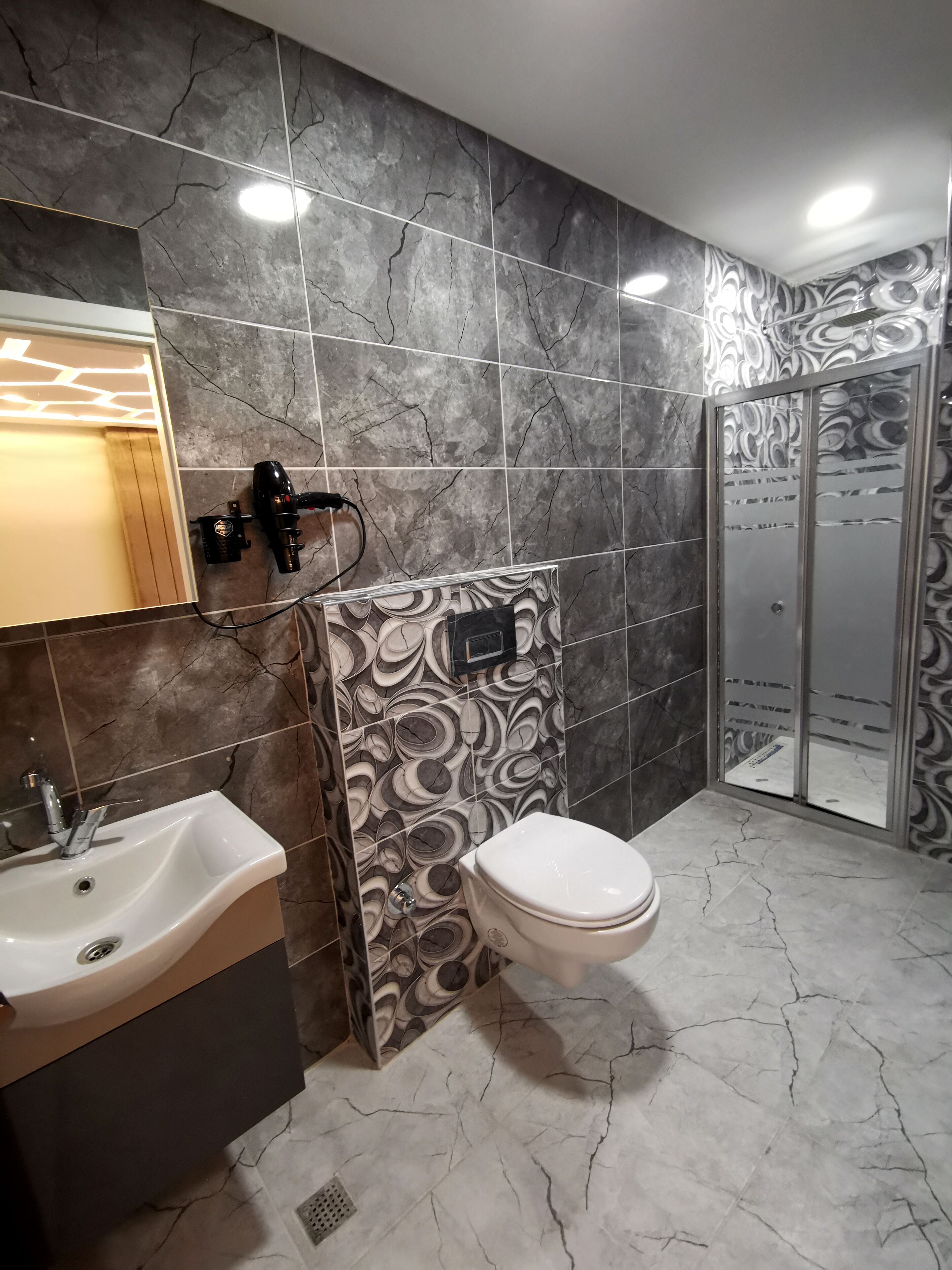 Blueway Hotel 0*