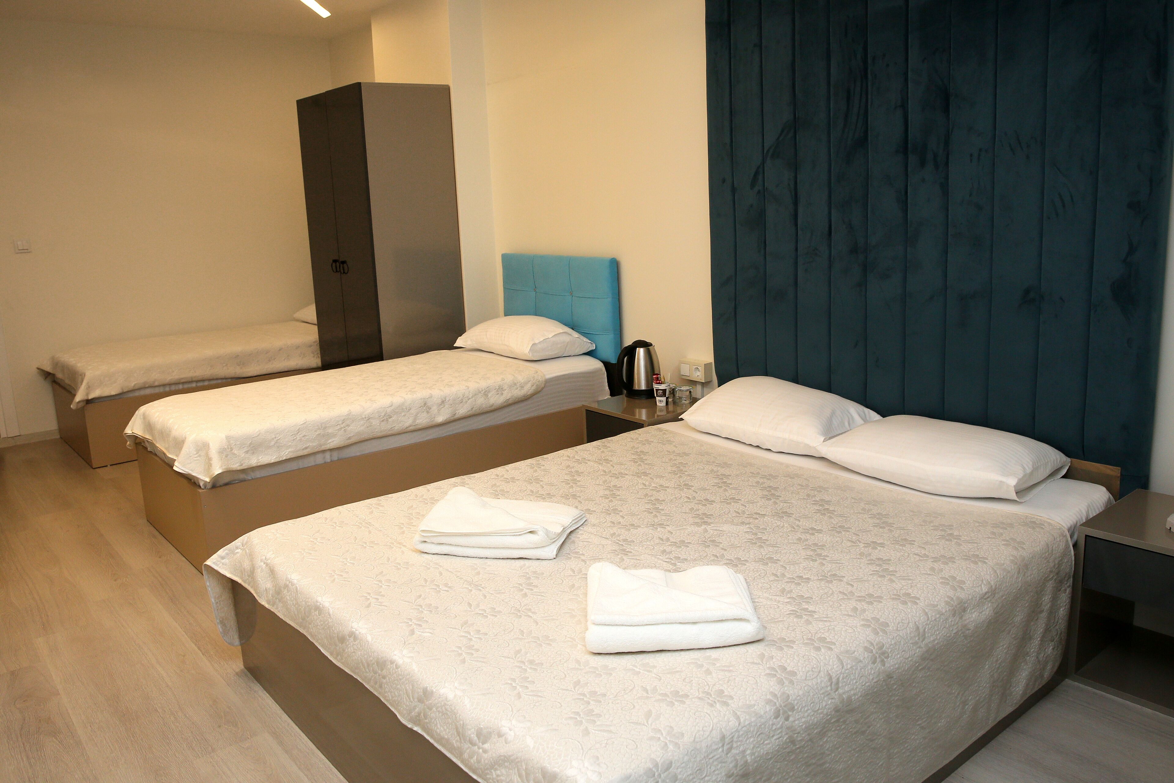 Blueway Hotel 0*
