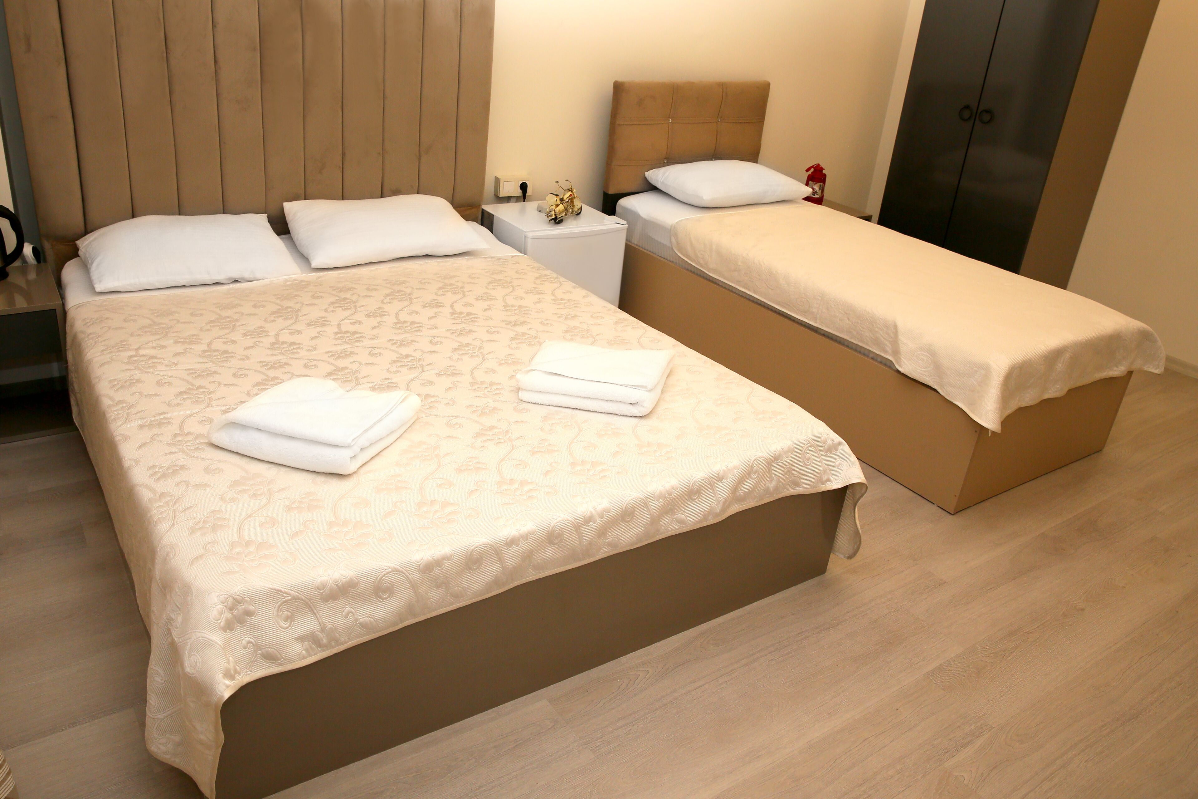 Blueway Hotel 0*