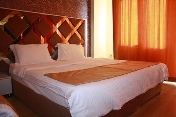Terra Suites 5*