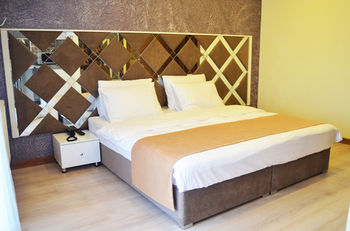 Terra Suites 5*