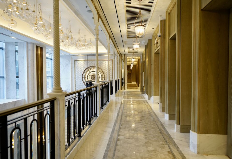 Harbour Plaza Metropolitan Shanghai 5*