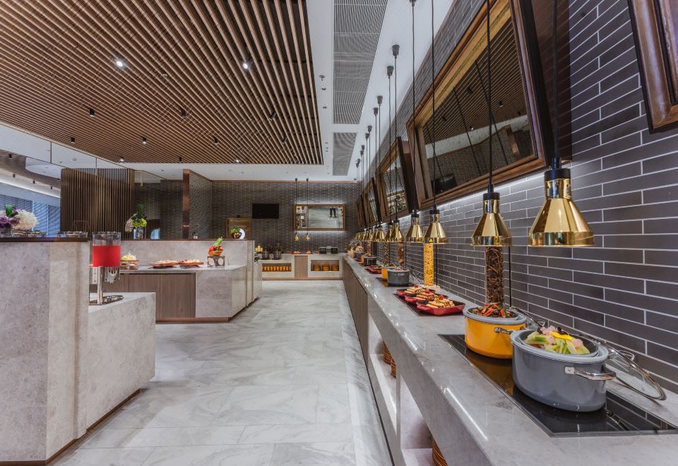 Harbour Plaza Metropolitan Shanghai 5*