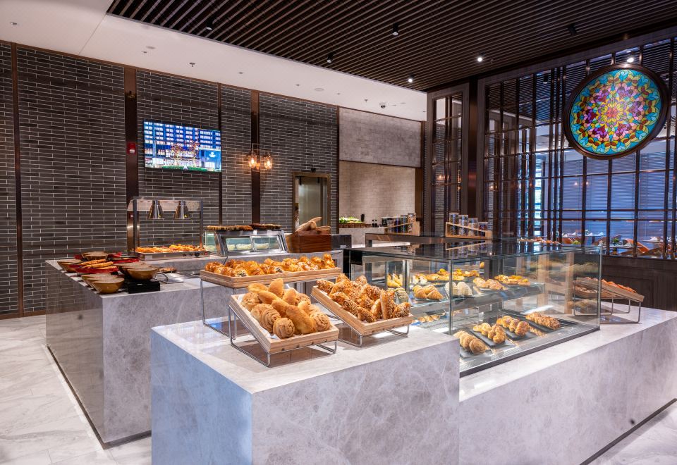 Harbour Plaza Metropolitan Shanghai 5*